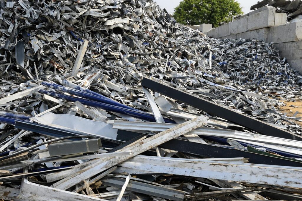 Aluminium broyé issu du recyclage des déchets du bâtiment - SBT Recyclage région lyonnaise